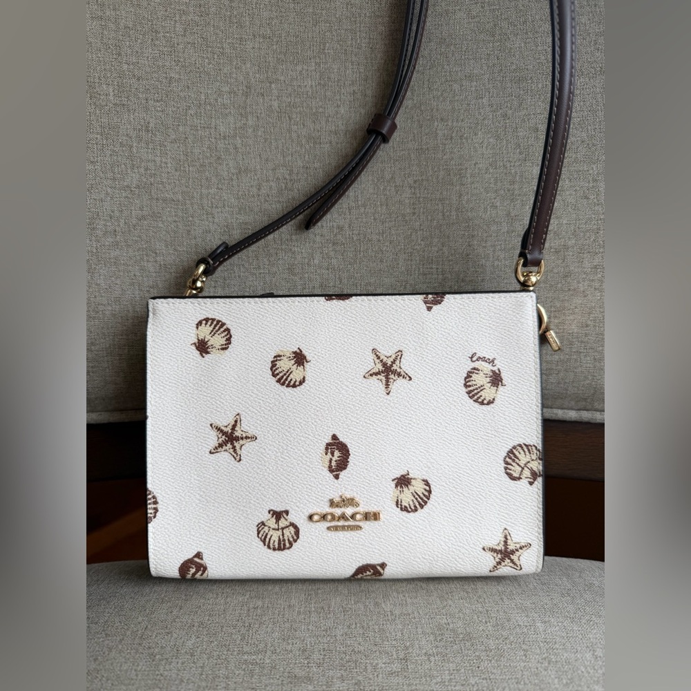 NWT!COACH Slim Crossbody Bag With Shell Print(CBM42) - Picture 1 of 5